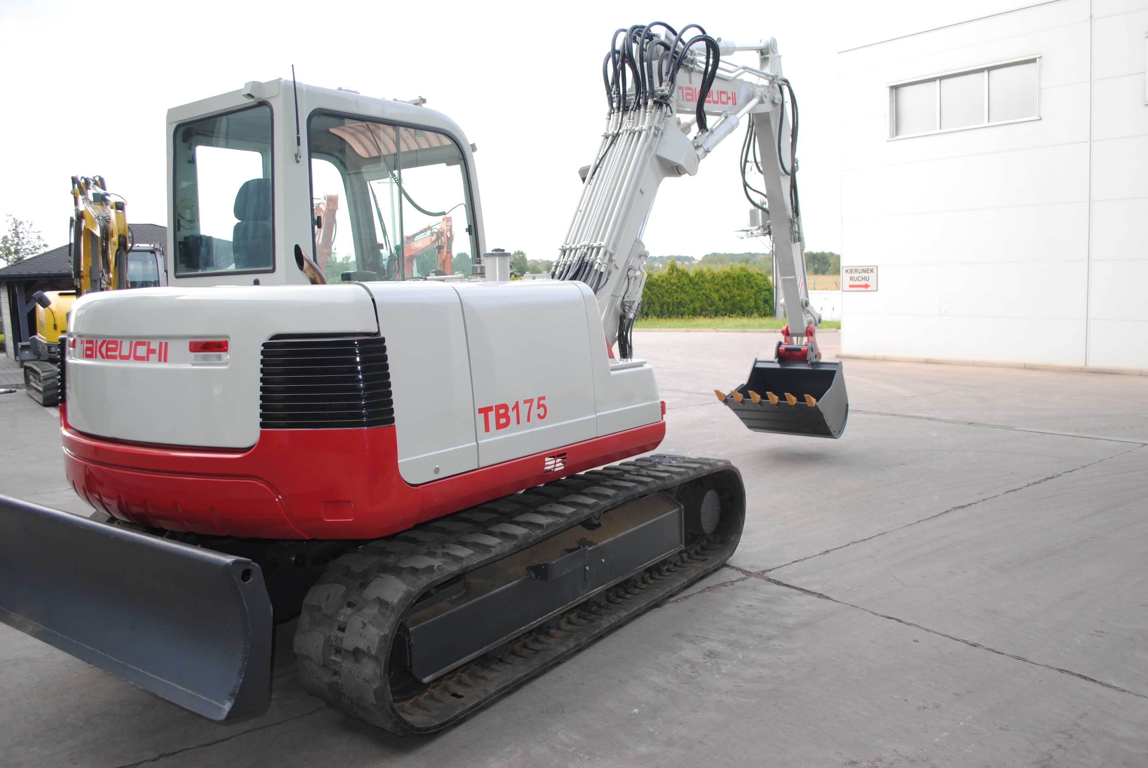 Koparka Takeuchi TB175 - potrójnie łamane ramie