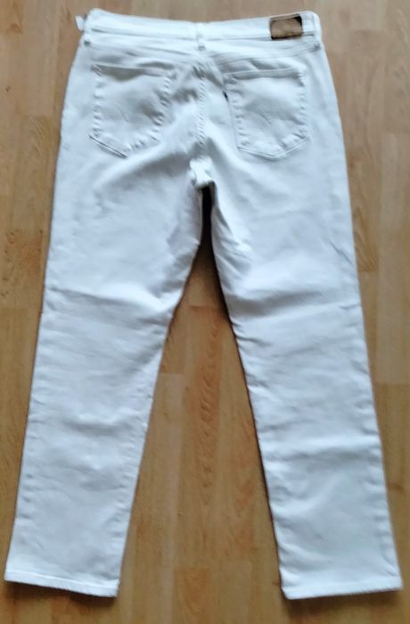 Levis damskie 31/30 High Rise Straight
