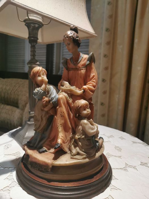 ESTÁTUA DECORATIVA