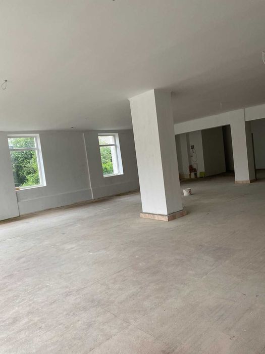 Продаж комерційного приміщення, під магазин, офіс, Самбір, центр