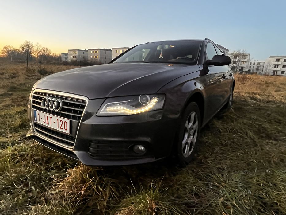 Audi A4 B8 kombi bixenon rolety skóry 2010 2.0TDI