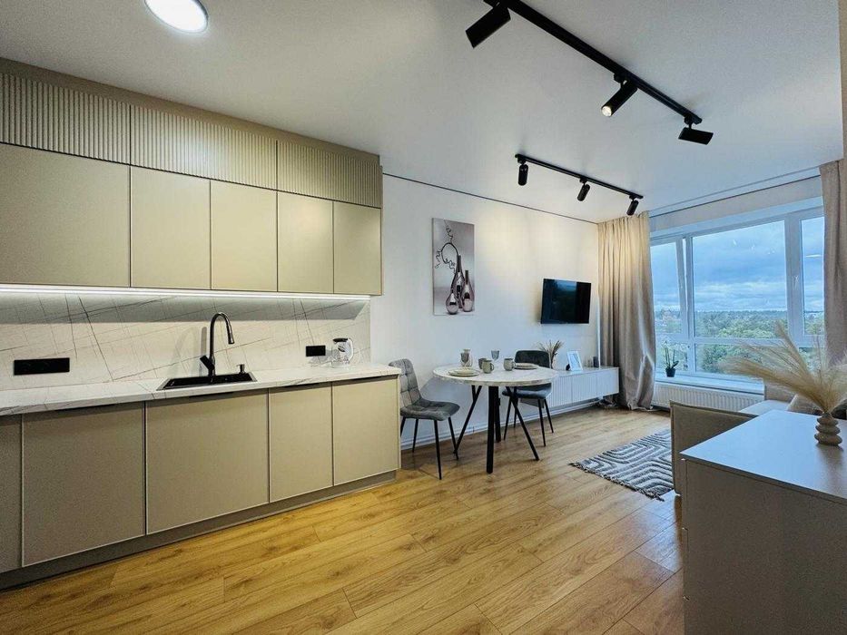 БЕЗ КОМІСІЇ! цікава ОДНОКІМНАТНА квартира в центрі міста. ГАЗ