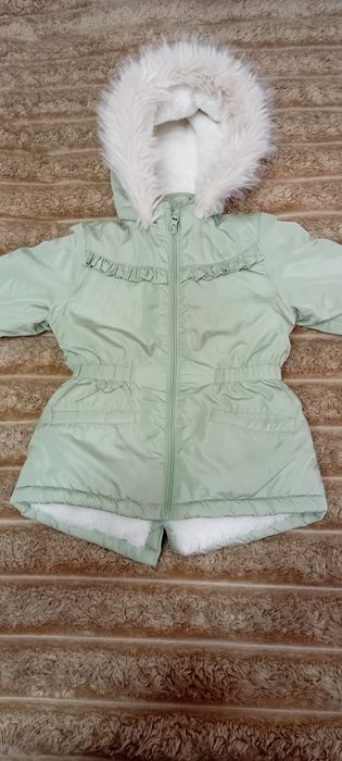 Тепла курточка-парка для дівчинки 4 роки