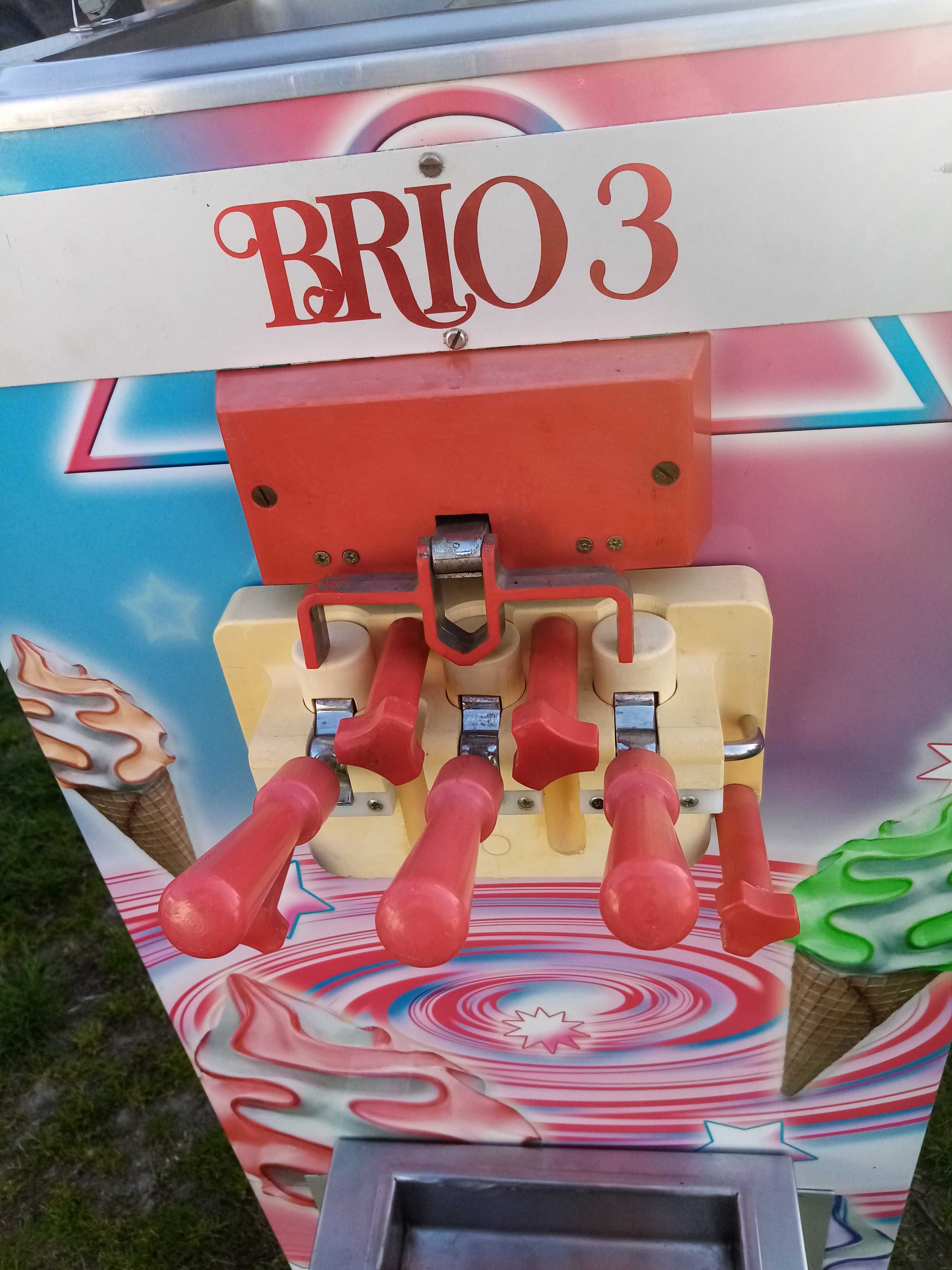 Brio 3 cattabribga automat do lodów włoskich