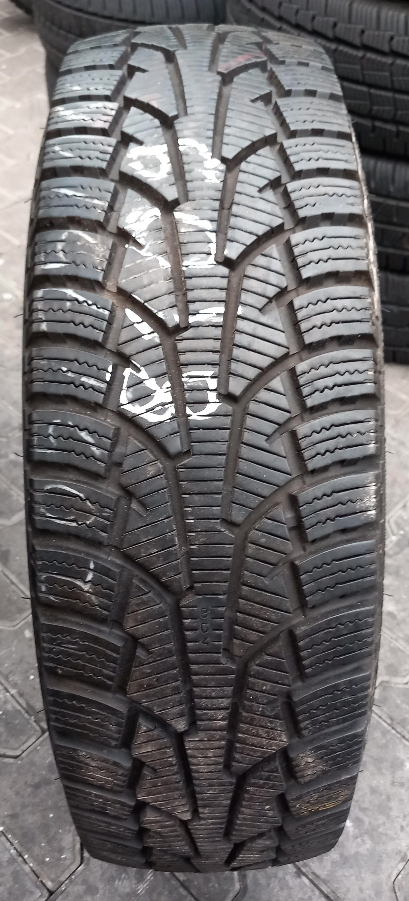 205/75/16C Nokian WR Cargo 113/111S