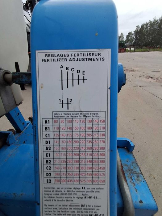 Sprzedam siewnik MONOSEM PNU - 3 komplety tarcz
