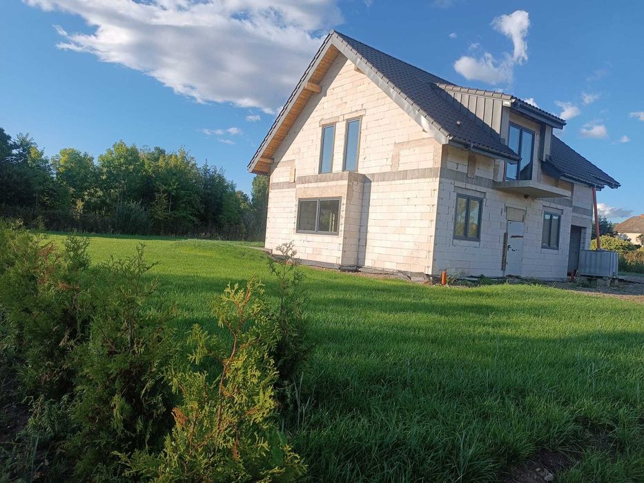 Dom wolnostojący na sprzedaż