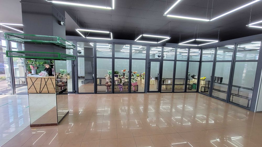 Холодильні камери (вітрини) для зберігання та продажу КВІТІВ