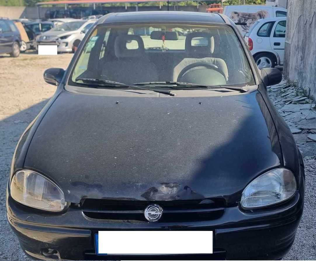 Para peças Opel Corsa B 1.5 D ano 1993