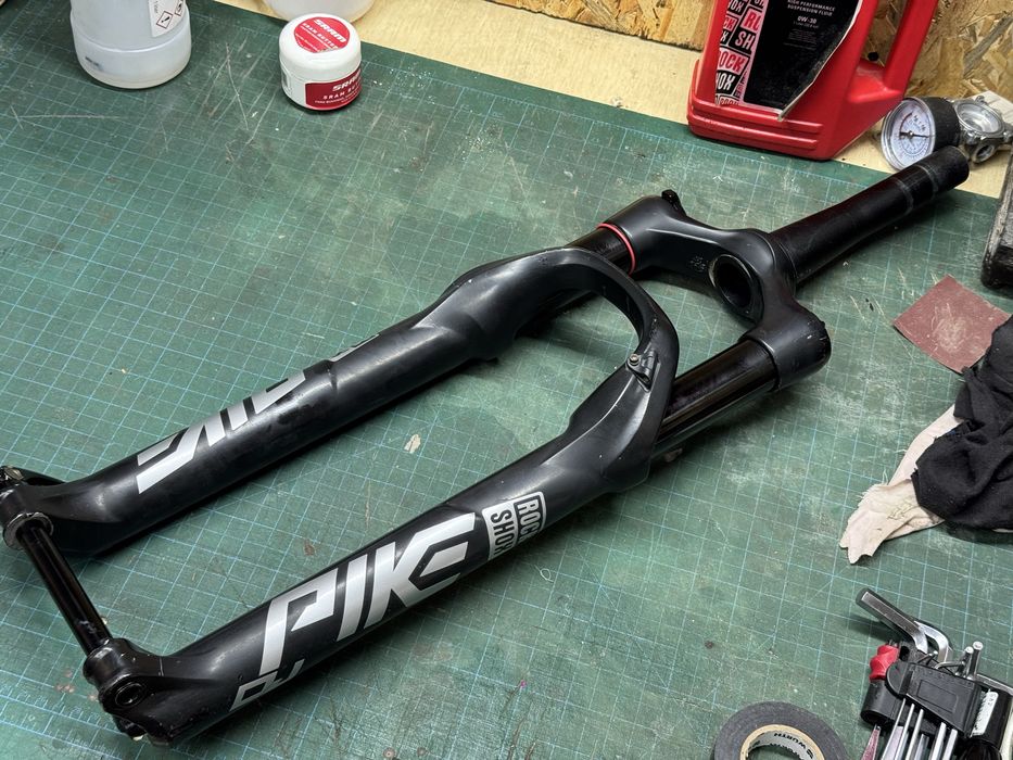 Вилка Rock Shox Pike DJ | дьорт, стріт