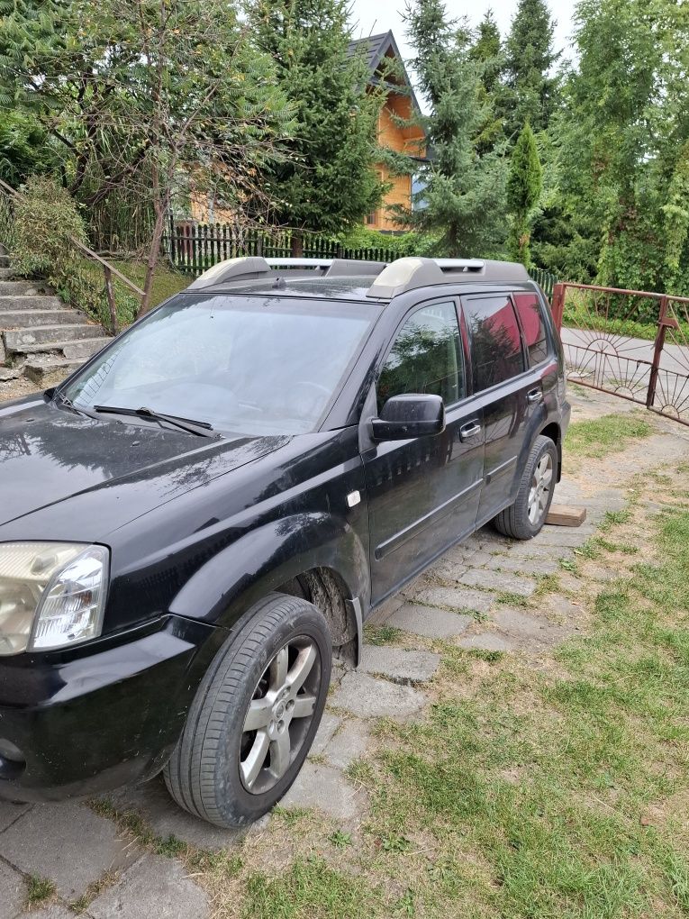 NISSAN XTRAIL 2.0 LPG 2006 rok  cena 15500