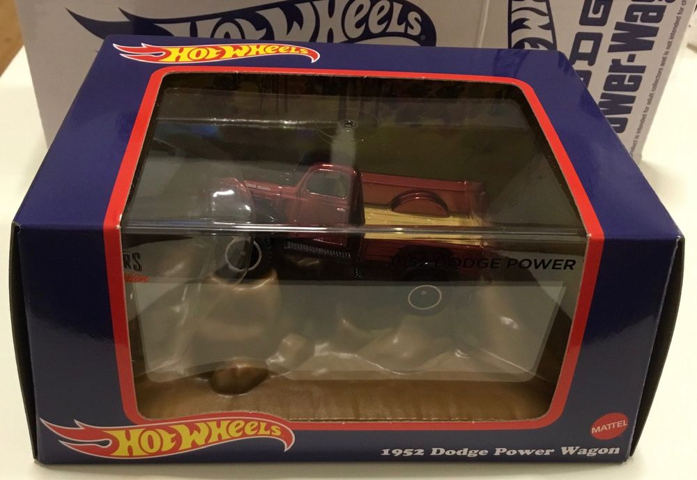 Model Hot Wheels RLC 1952 Dodge Power Wagon