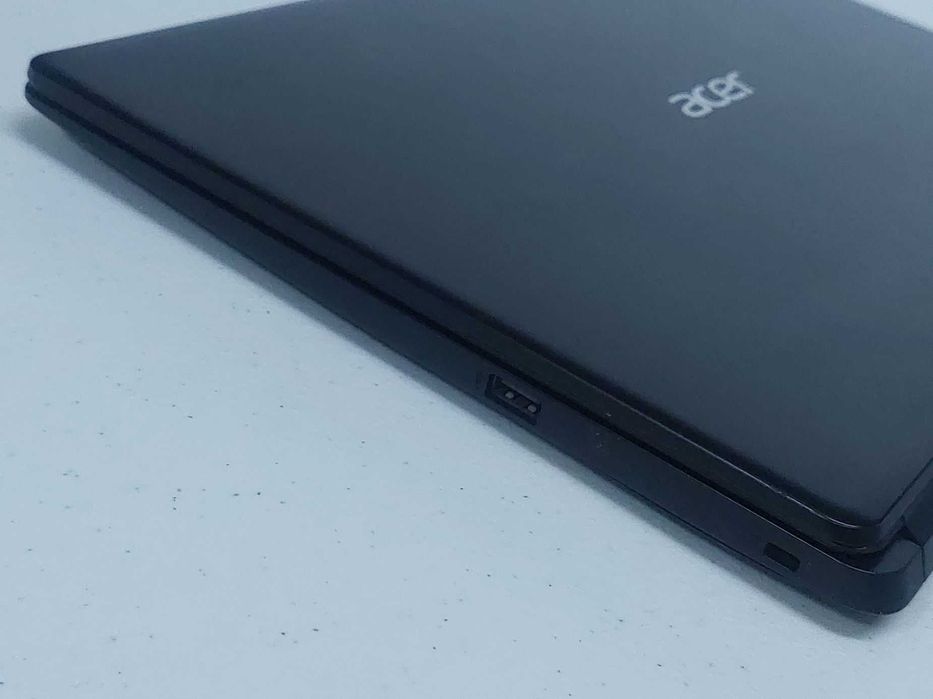 Acer i3 disco SSD 12Gb Ram Windows 11