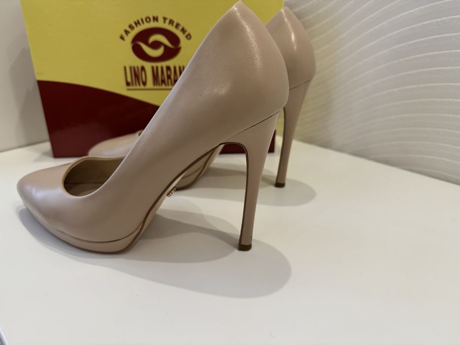 Туфлі бежеві Lino Marano 39 розмір