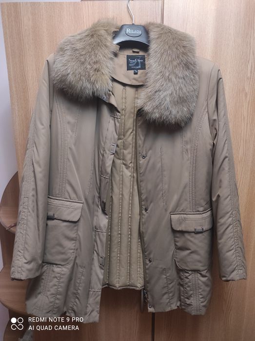 Жіноча зимова куртка