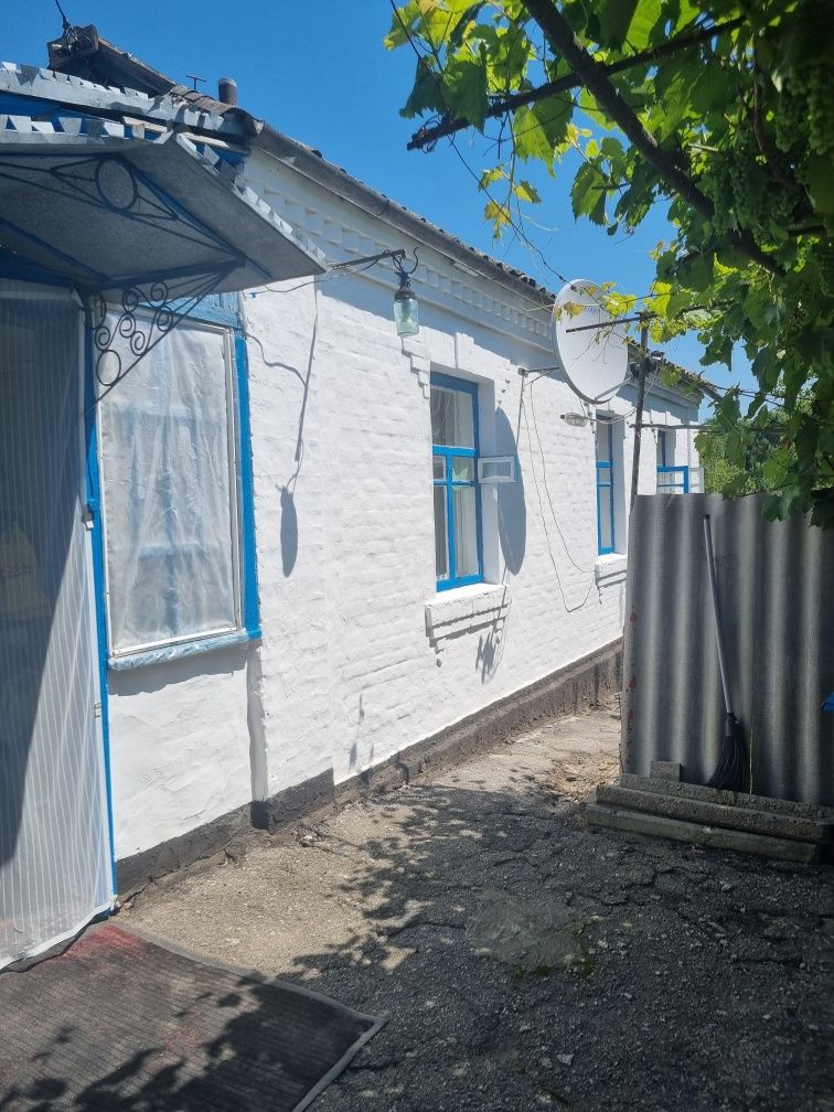 Продам будинок/с.Ківшовата/біля ставка/зі зручностями/з меблями та тех