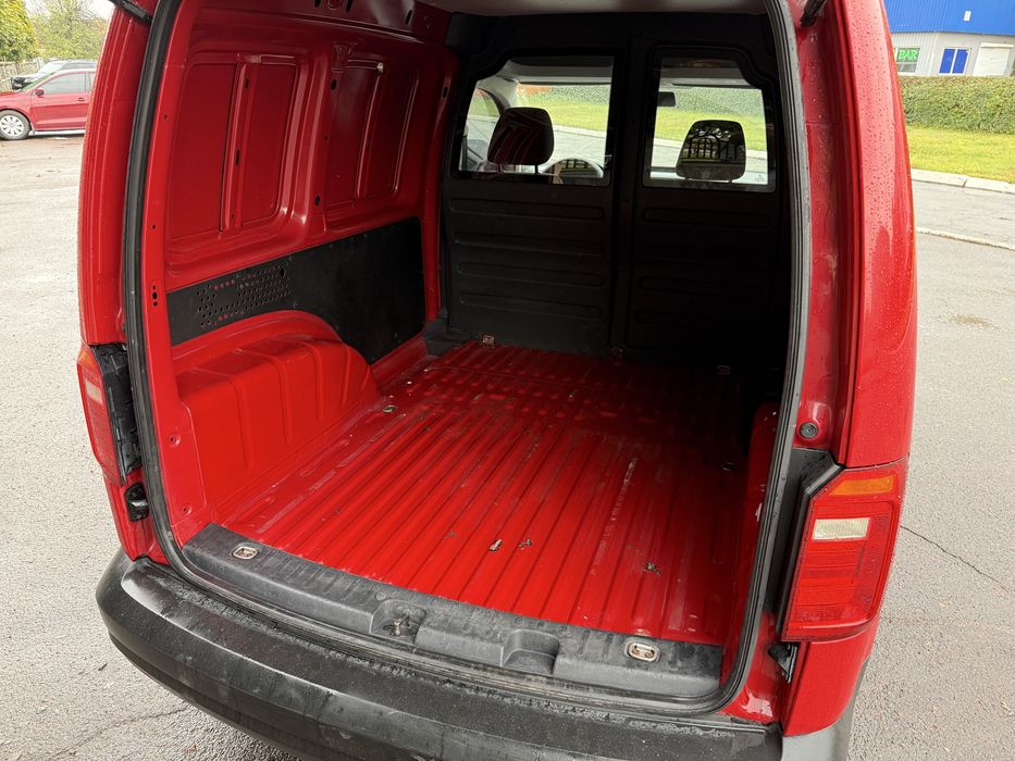 Продам Volkswagen Caddy 2015 (1.6 TDI)