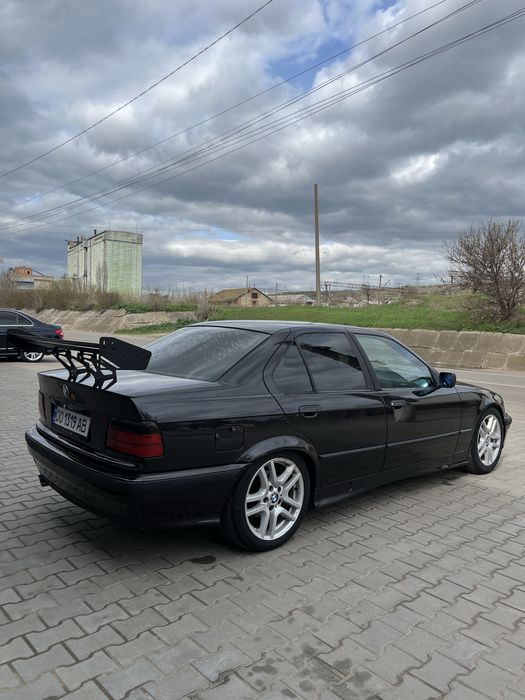 BMW E36 325i m50b25