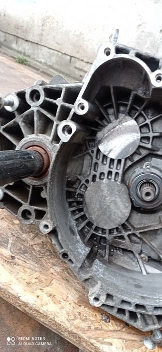 Skrzynia biegów /F40 Opel Insignia 160 km/ 2010/