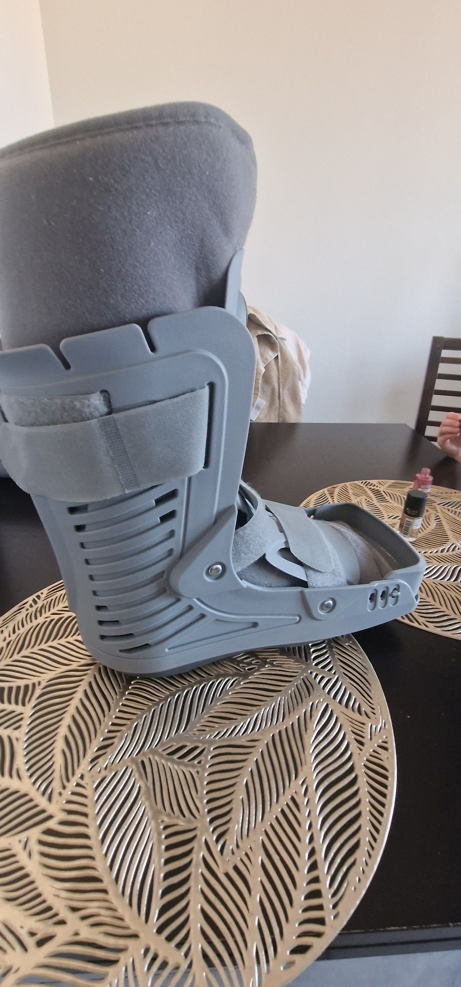 Sprzedam stabilizator Qmed 43-46 roz