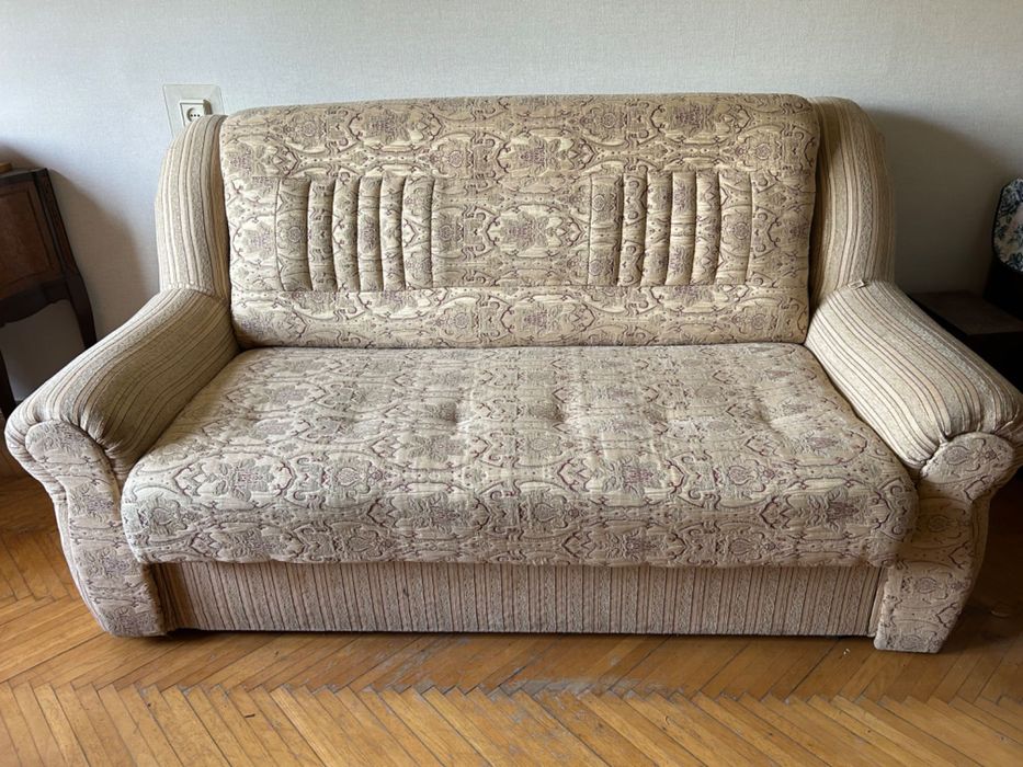 Продам раскладной диван в отличном состоянии