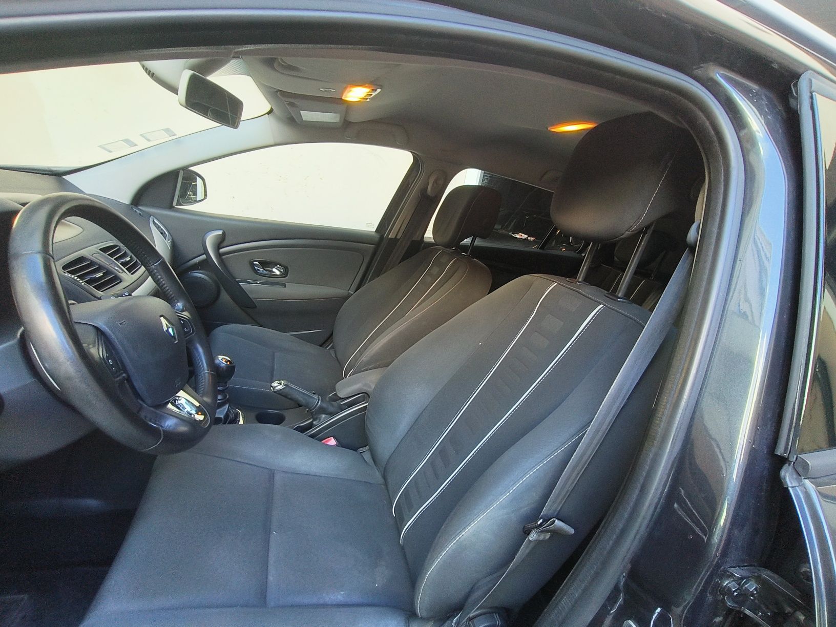 Renault Megane Sport Tourer 1.5Dci ano 2013
