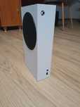 Xbox Series S w idealnym stanie + kontroler