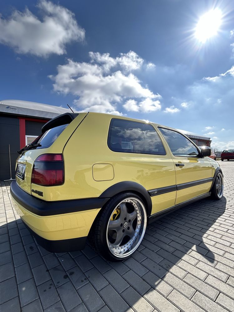 Vw golf mk3 Colour concept yellow