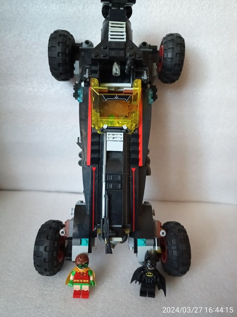 Lego Batman Бетмобиль