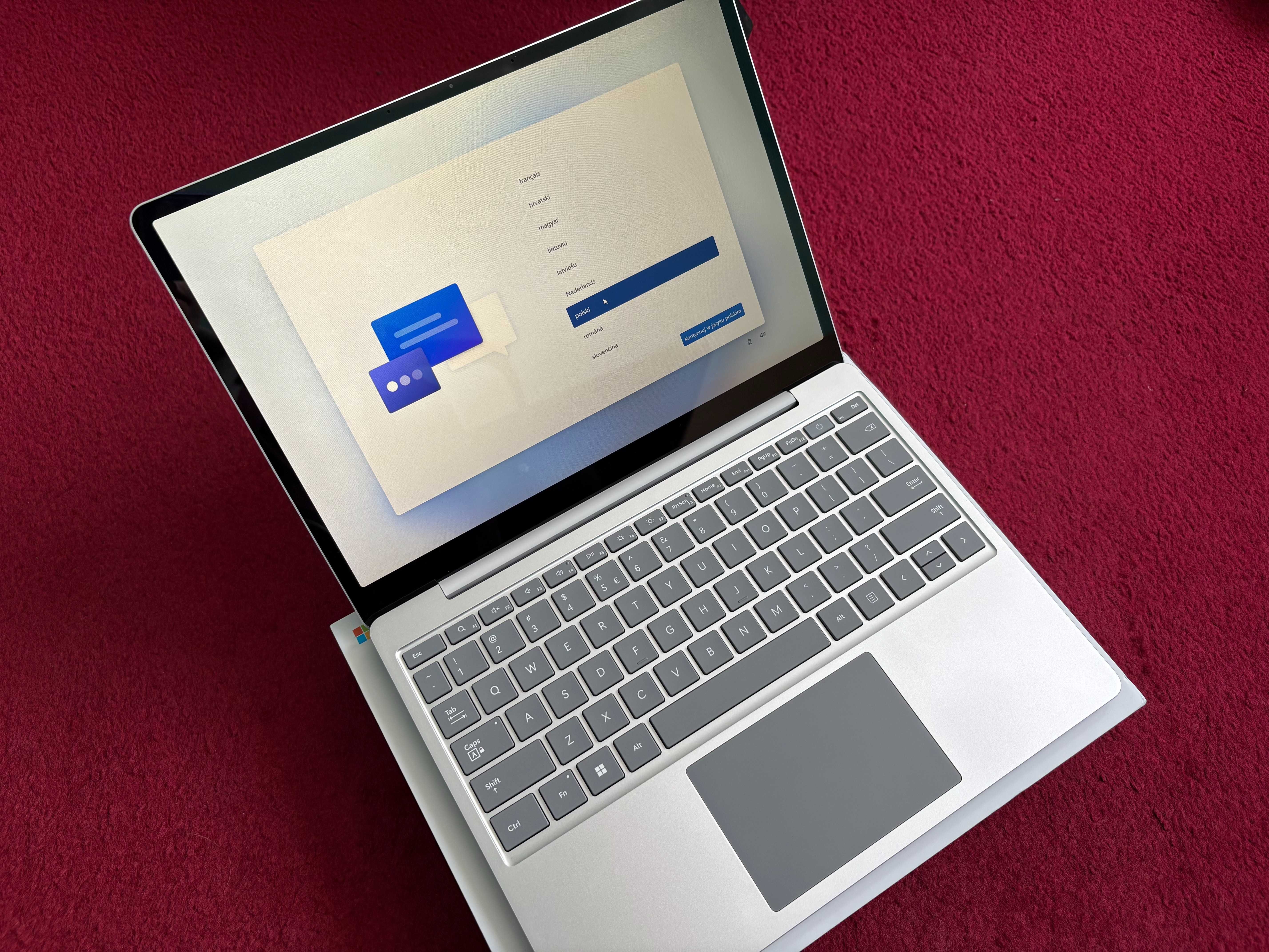 Microsoft Surface Laptop Go 3 i5-1235U 8 GB SSD 256 GB