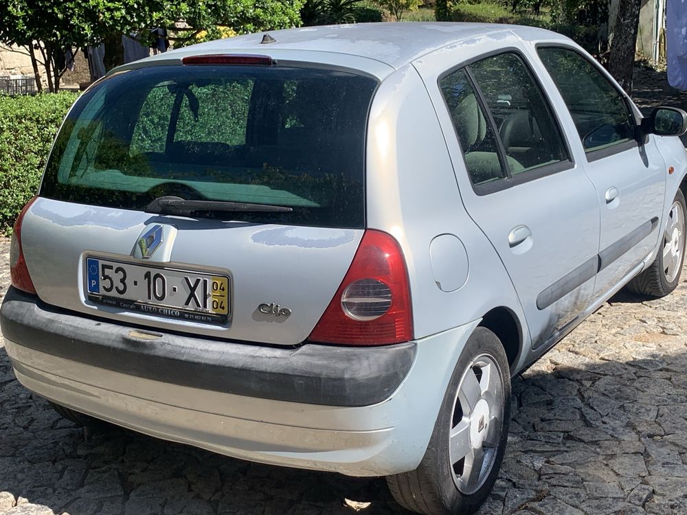 Renault Clio 1.5 Dci diesel 5 lugares - versão 82 cv