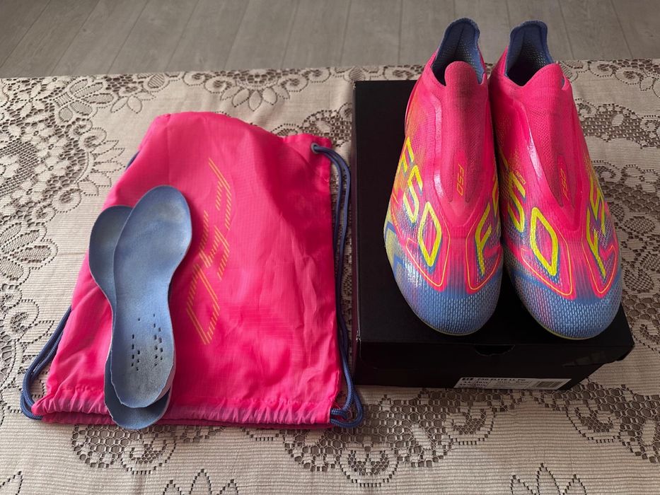 Profesjonalne buty piłkarskie Adidas F50
