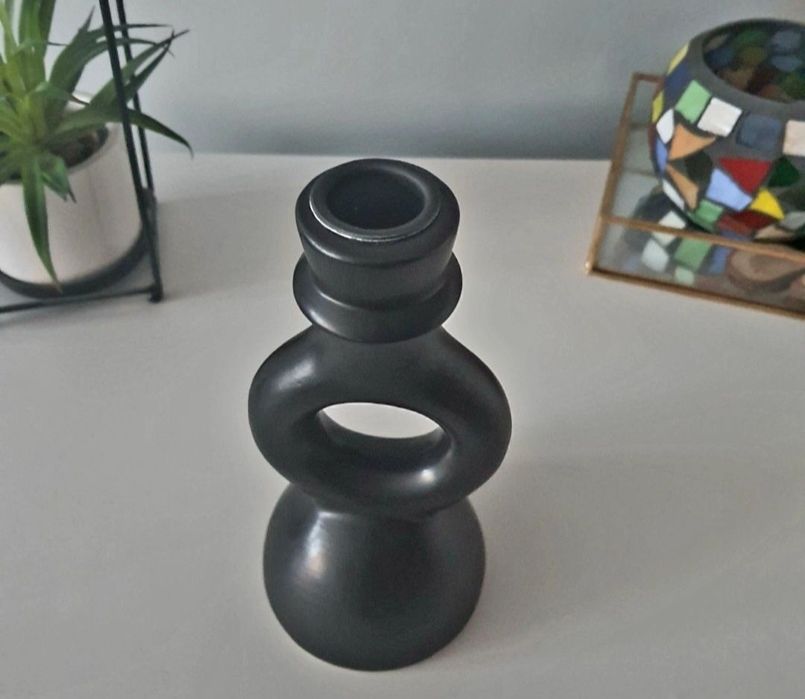 Ceramiczny czarny świecznik NOWY