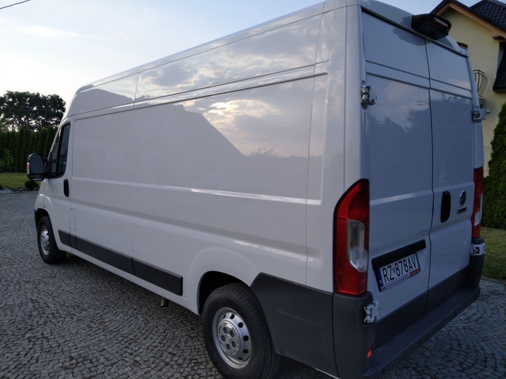 Wynajem busa Ducato  Renault Mercedes