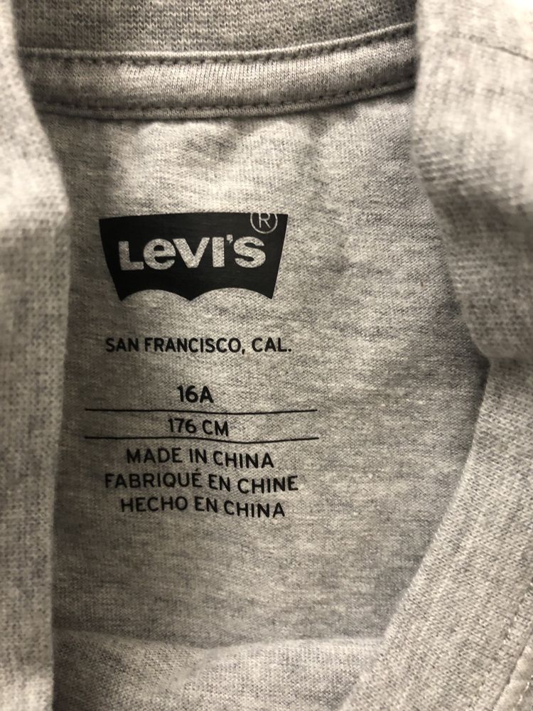 Levi’s Long Sleeve 16 anos