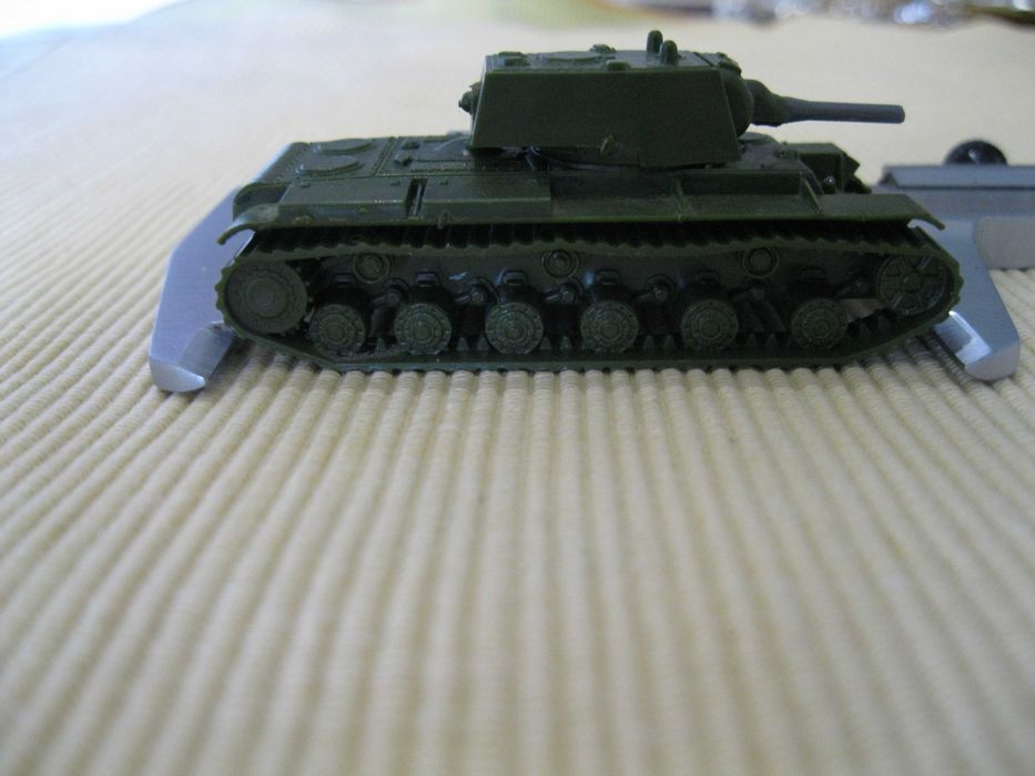 Игрушка Танк КВ-1