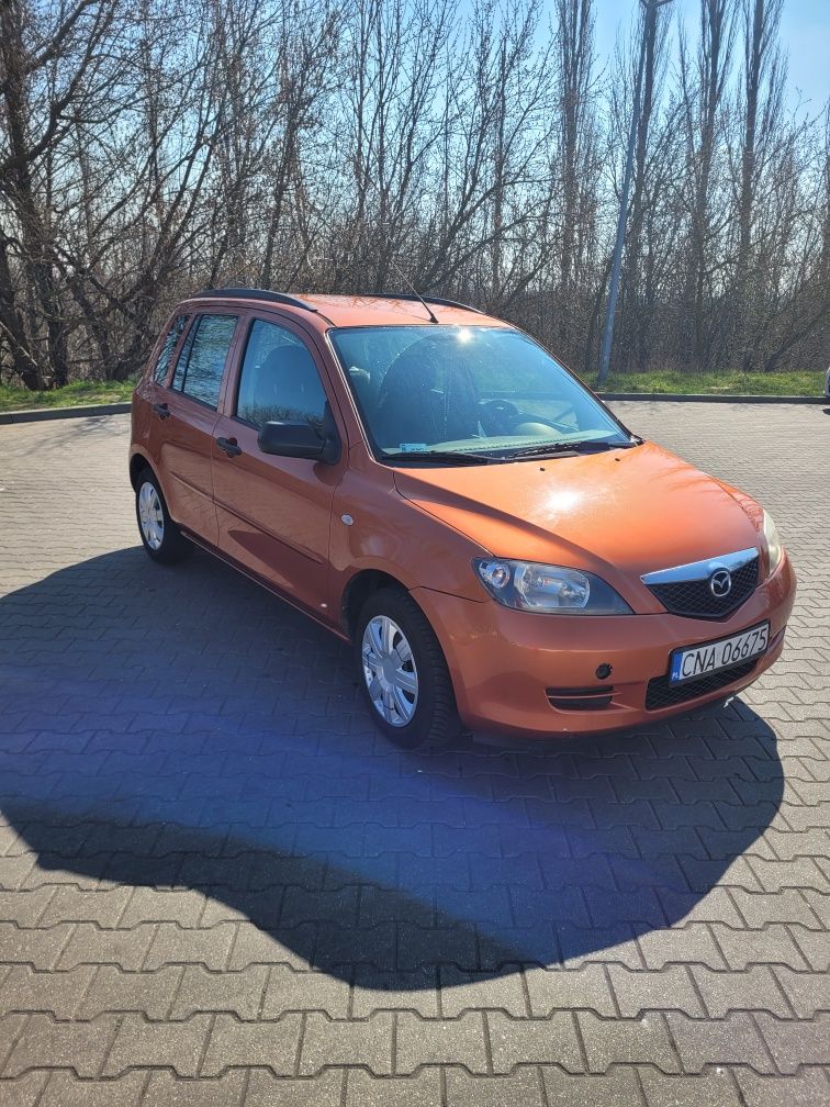 Mazda 2 2003 benzyna