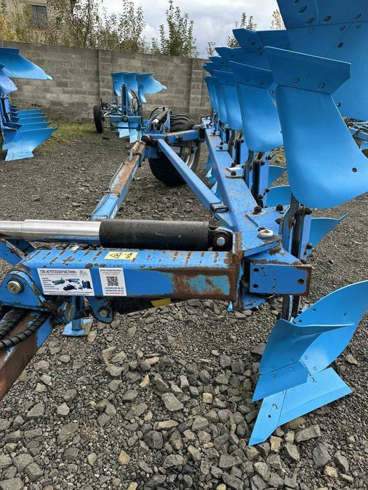 Плуг 6-корпусний Lemken EuroDiamant 8. Плуги Лемкен б/в