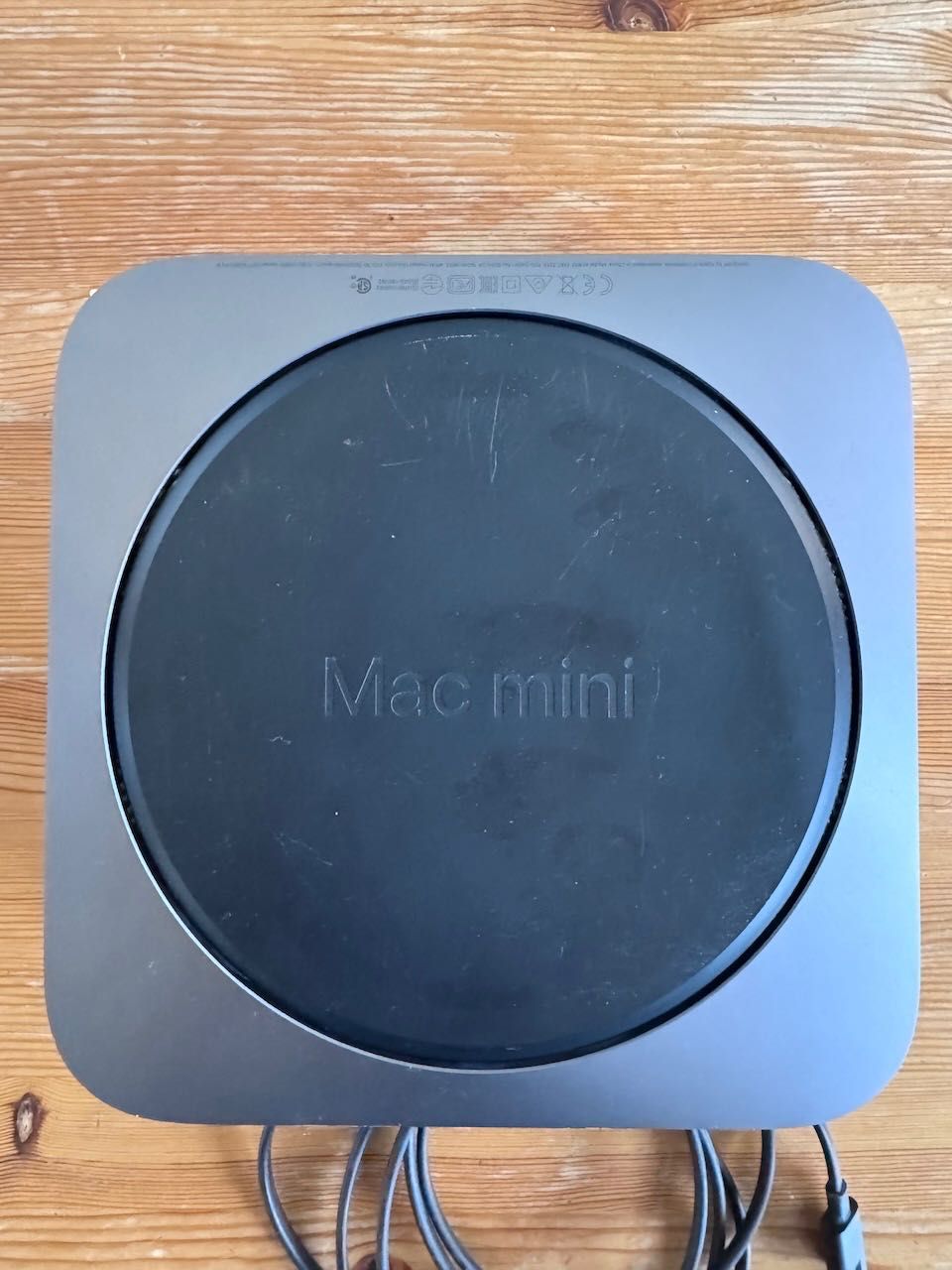 Apple Mac mini 2018. Model A1993