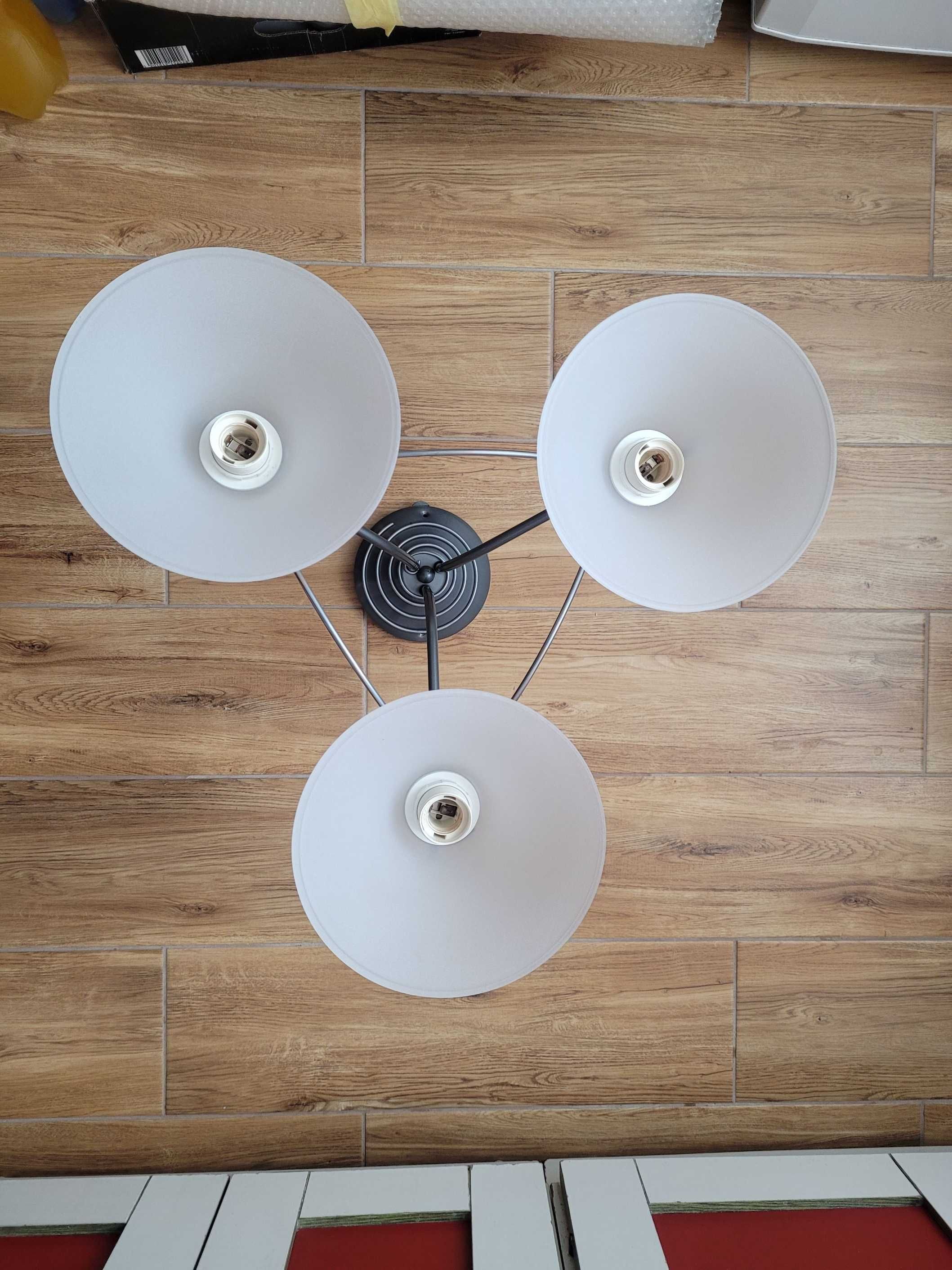 Lampa sufitowa metalowo szklana na 3 żarówki E27