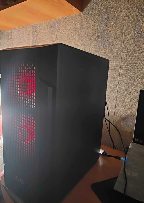 ПК в ідеальному стані ryzen 5 3500x ddr4 3200 8x2 16gb AMD VEGA 64 8GB