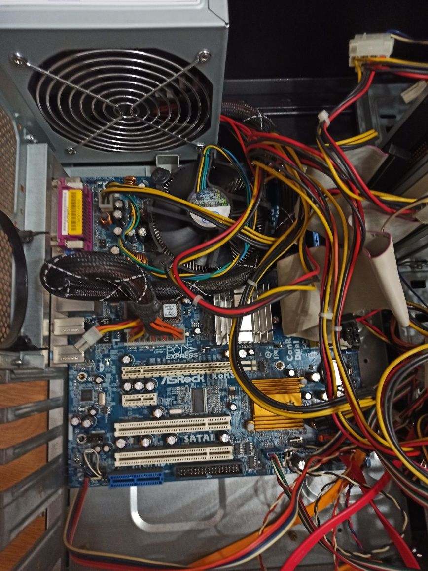 Komputer PC Intel Core E7300