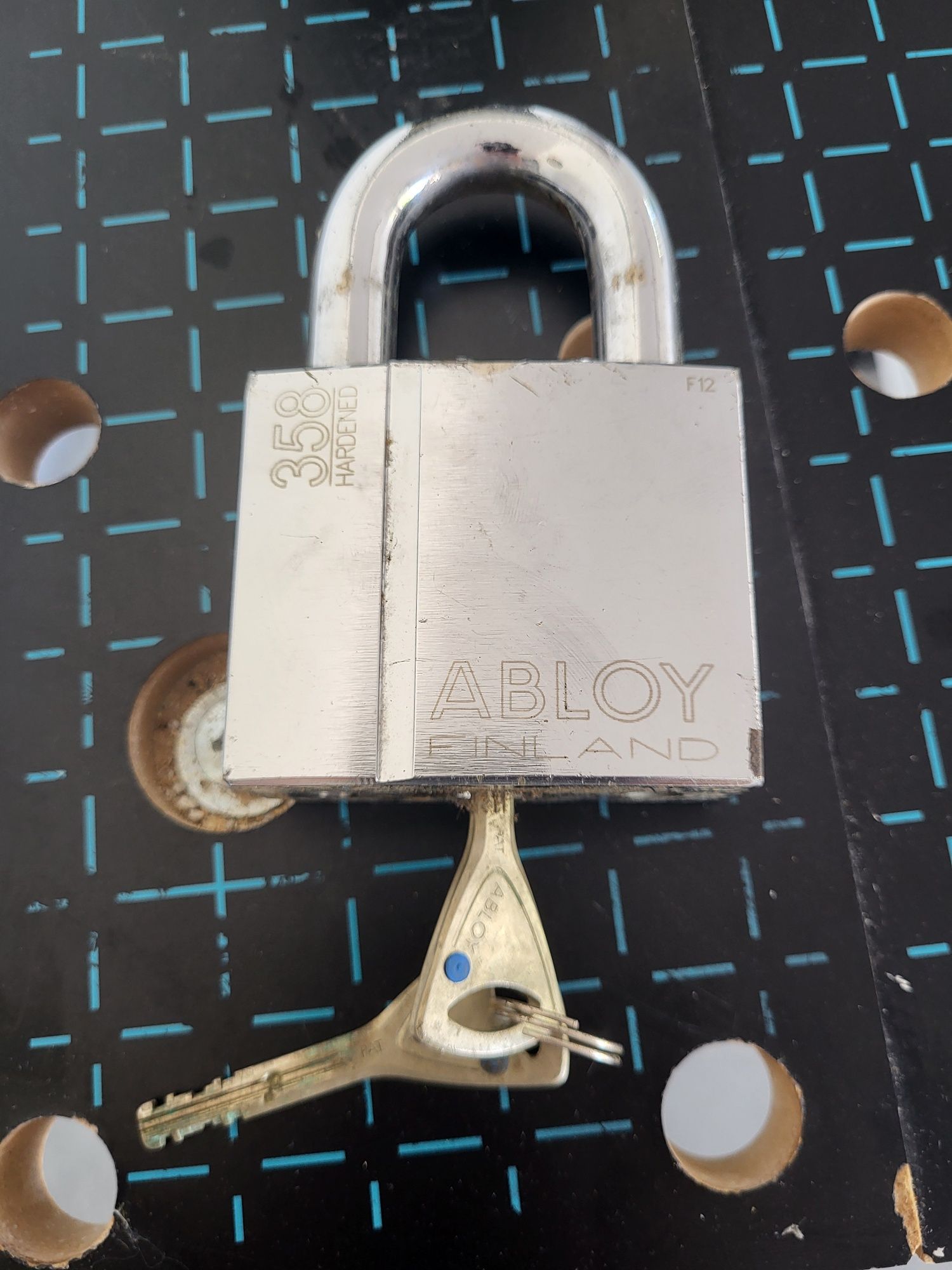 Kłódka ABLOY 358 SBS