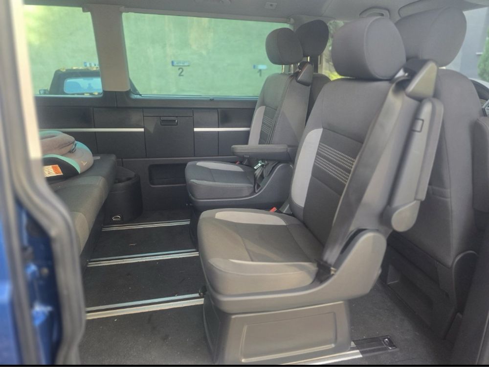 Rent car Bus 7 osób wynajem auta łóżko multivan wypożycz