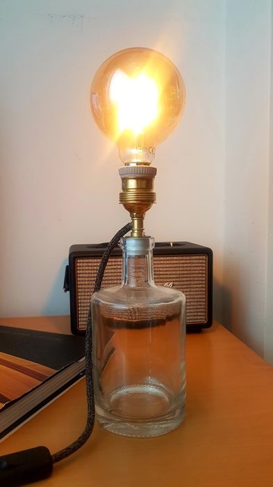 Candeeiro minimalista