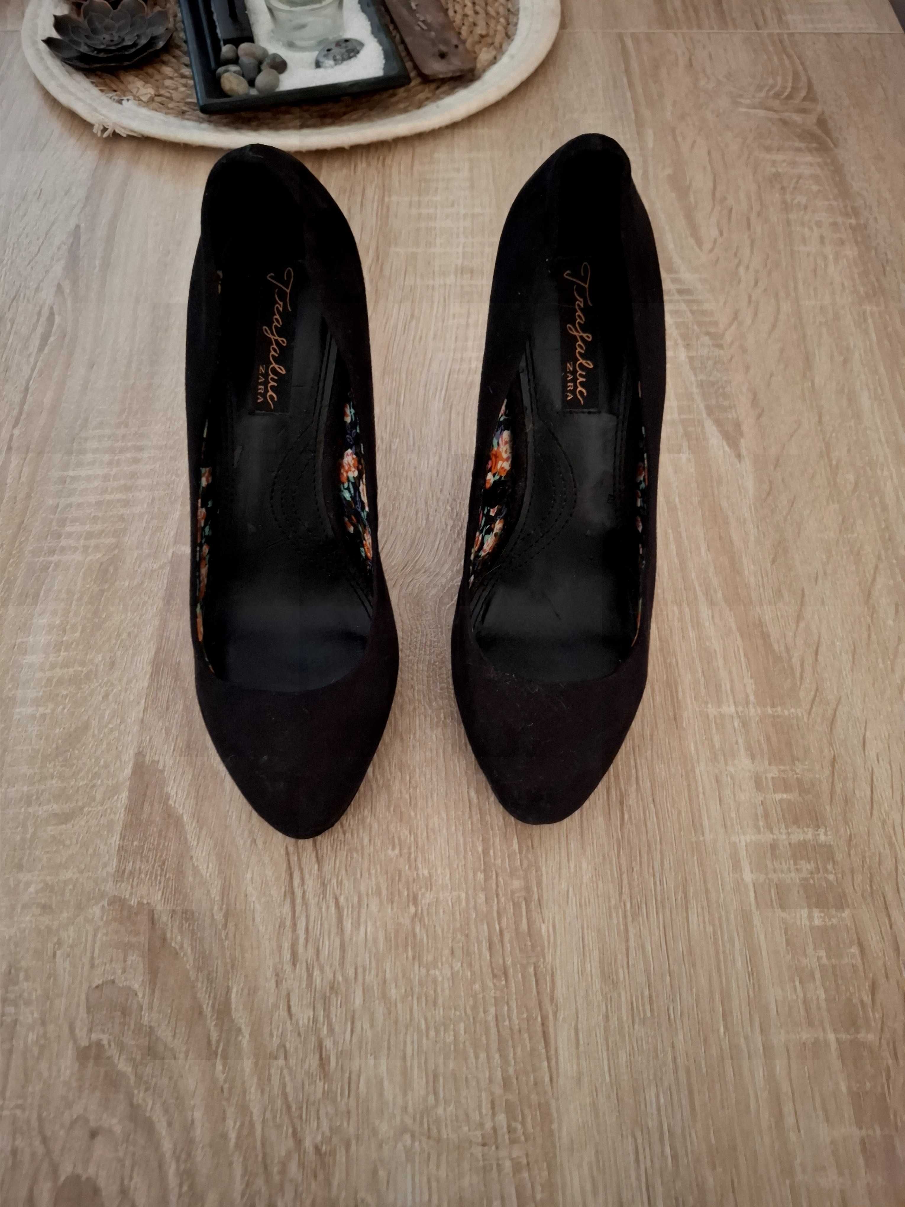 Vendo sapato tacão