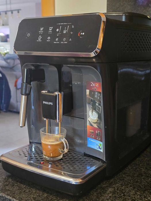 Maquina de café superautomática PHILIPS 2224/40