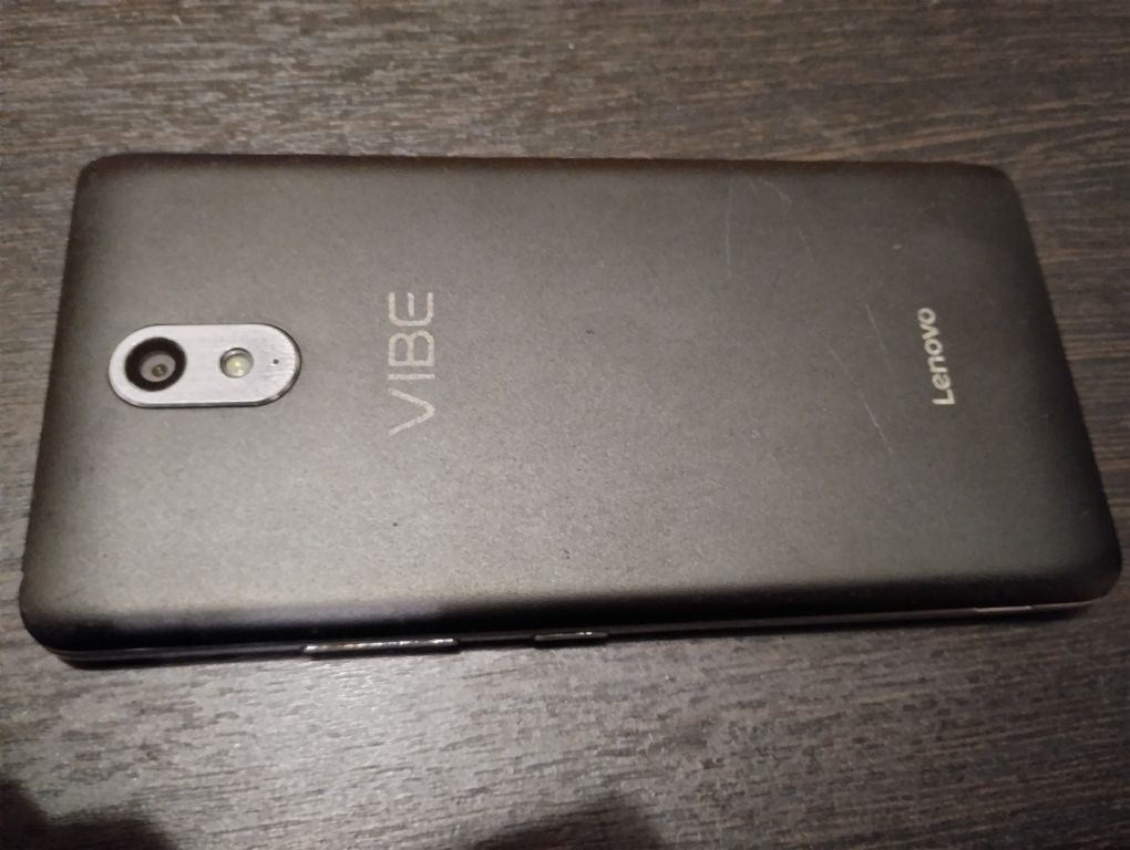 Смартфон Lenovo Vibe p1 робочий