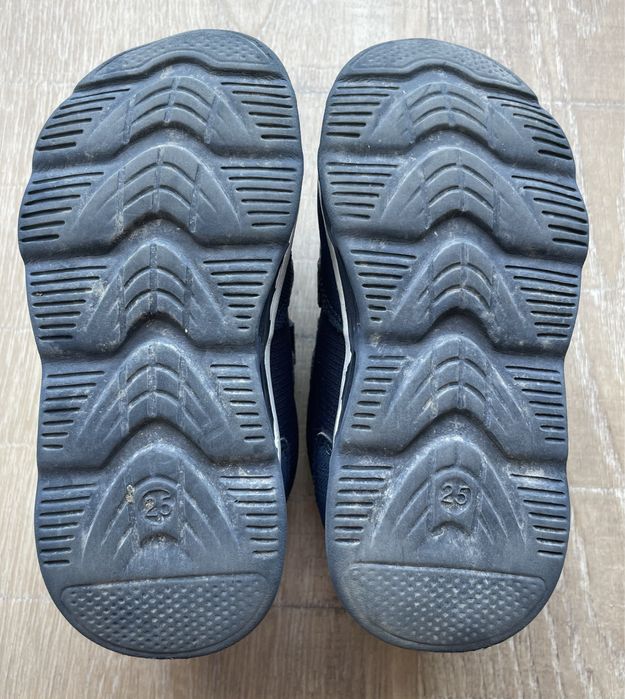 Sapatilhas Chicco - tamanho 25