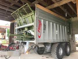 Fliegl ASW 253 GIGANT 256 268 271 190 253 Joskin Veenhuis 2040 StrautmannKaweco  Świeżo Sprowadzony z Niemiec FLIEGL ASW 253 GIGANT ORGINAŁ